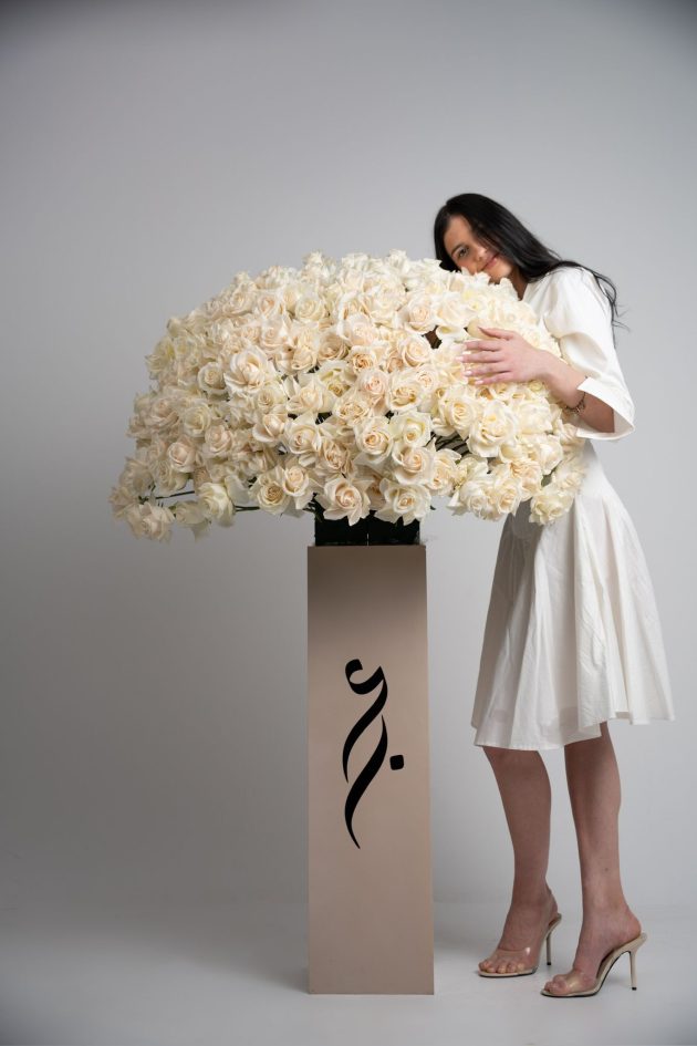 White roses cloud