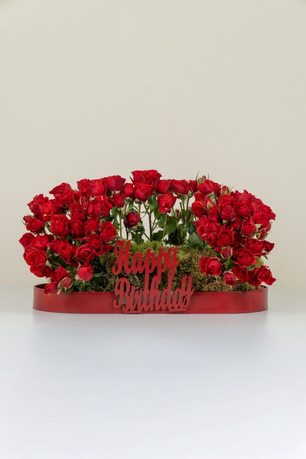 Red HBD mix of blooms