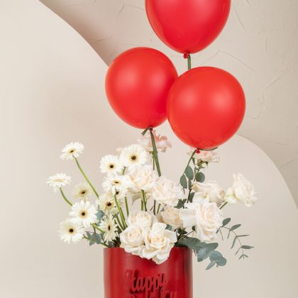 Red hbd balloon roses
