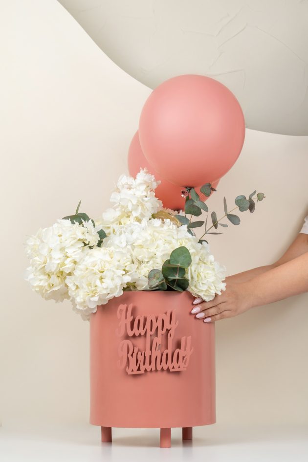 Peach HBD mix of whites