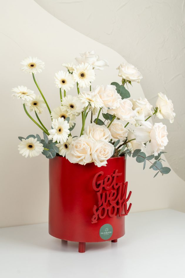 Red mix of roses