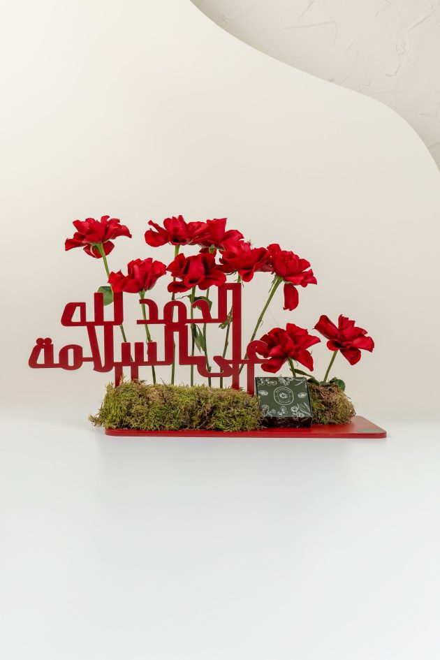 Red roses getwellsoon tray