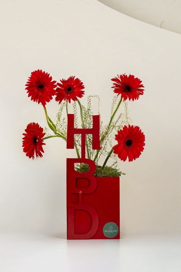 Red HBD mix of gerberas