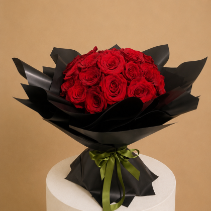 Red & Black hand bouquet