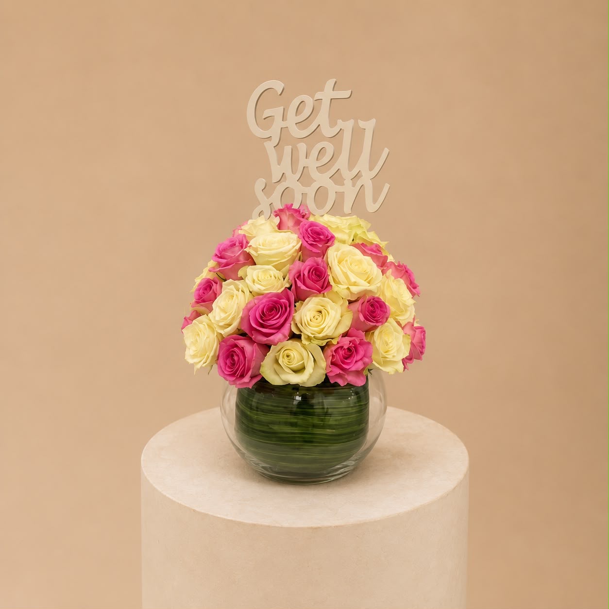 Round roses vase